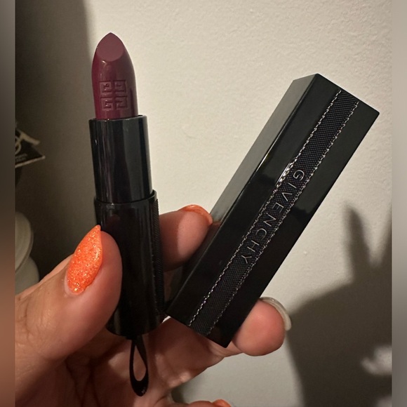 Givenchy purple fiction 7 lipstick